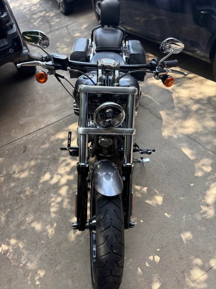 Harley Davidson Breakout 2015 - 2