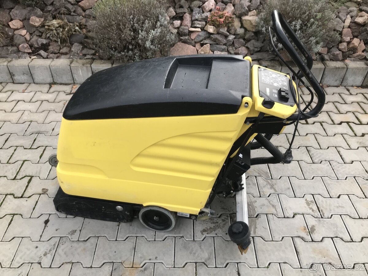 Podlahový mycí stroj Karcher BR 530 - 2