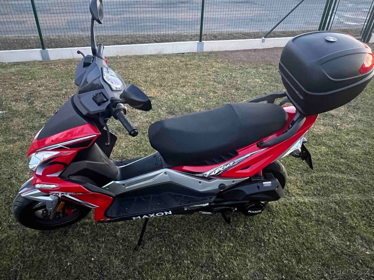 Skútr Maxon Matador 125 - 2