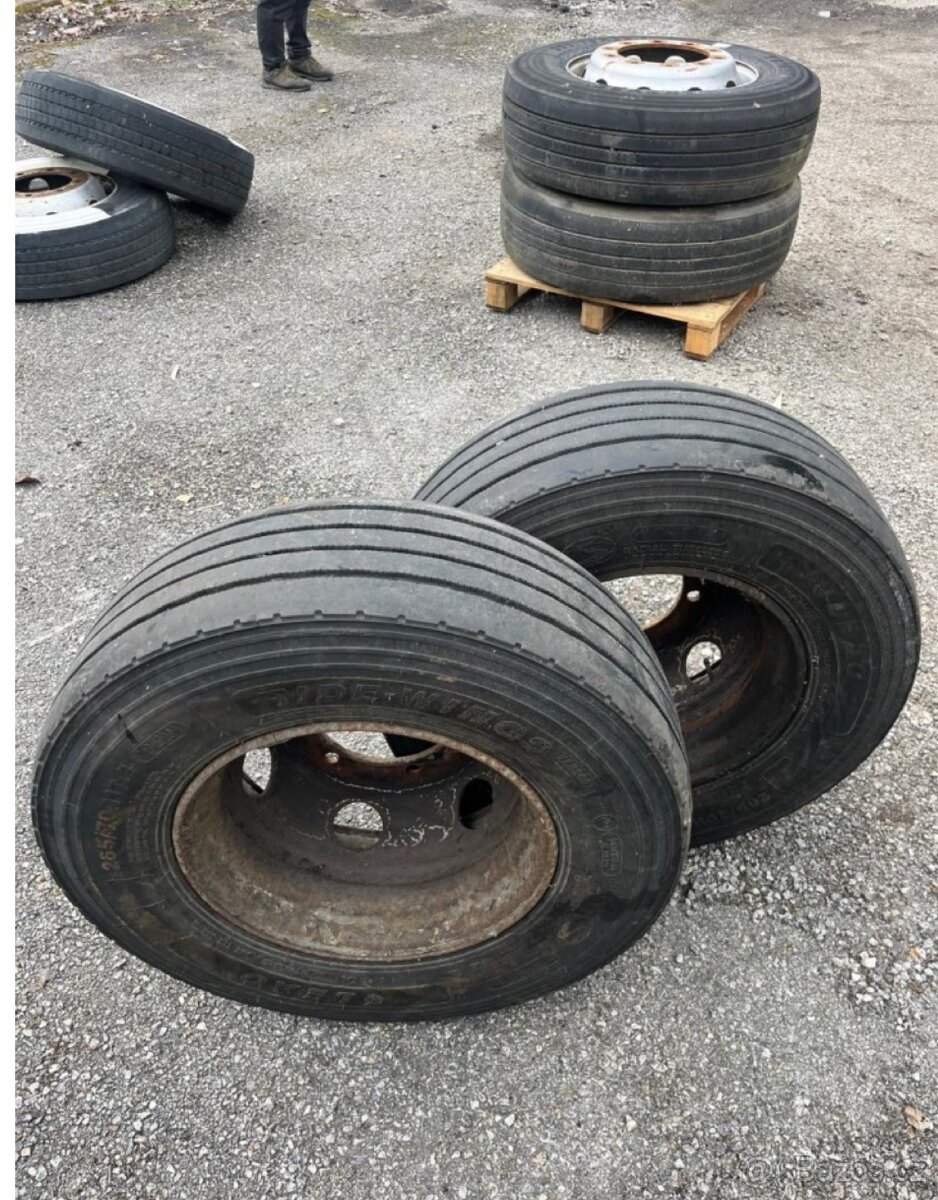 2ks pneumatika s diskem 265/70 R17.5 - 2