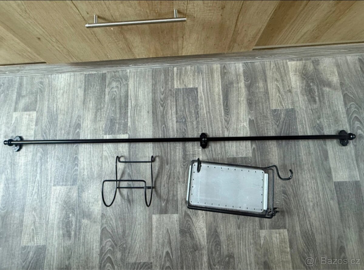 Závěsná tyč IKEA + doplňky - 2