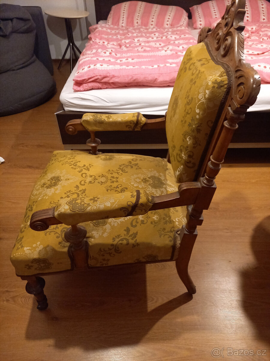 Křeslo - 2