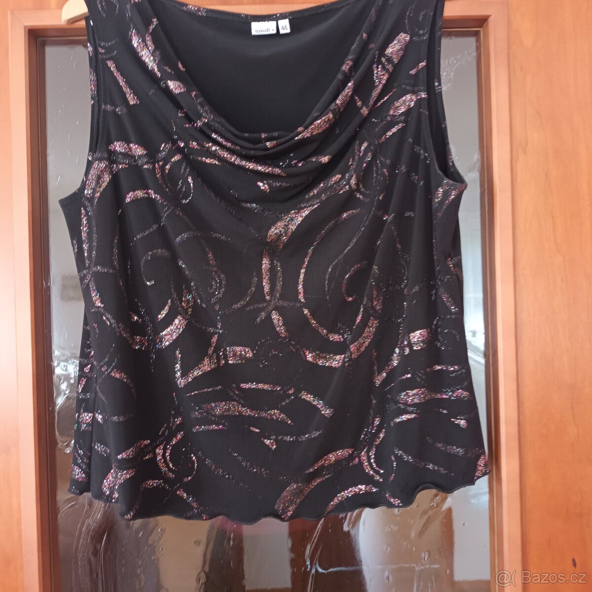 Společenský top, vel. 46. - 2