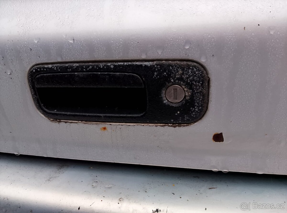 Zadní vrata Galaxy - 2