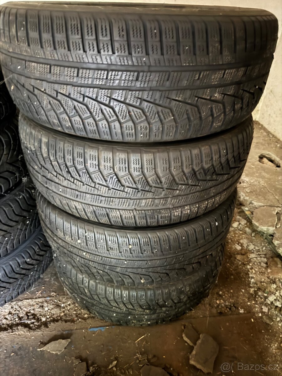 Prodám zimní pneumatiky Hankook 235/55 R19 – KIA Sorento (4 - 2