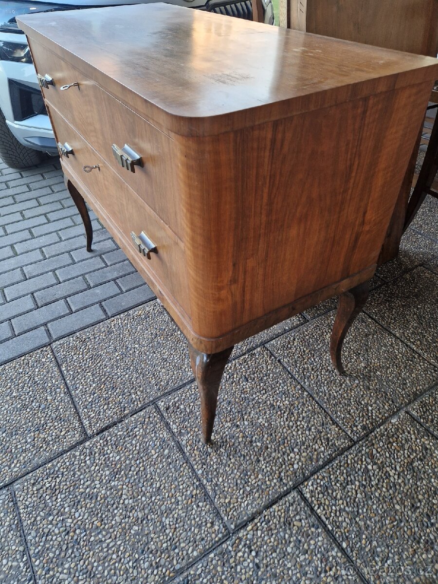 Starožitný příborník - 2