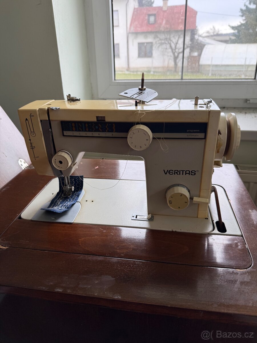 Prodám šicí stroj veritas - 2