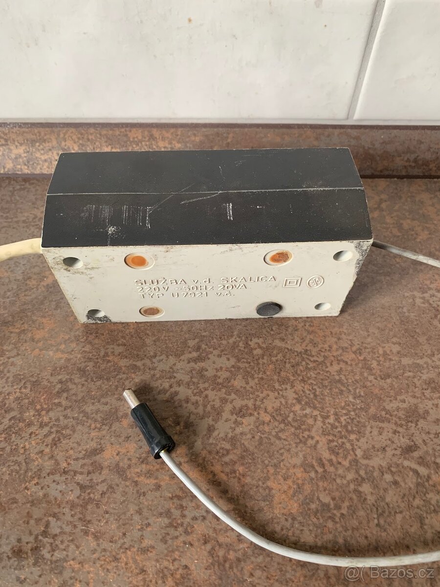 Funkční napájecí trafo pro retro počítač Didaktik - 2