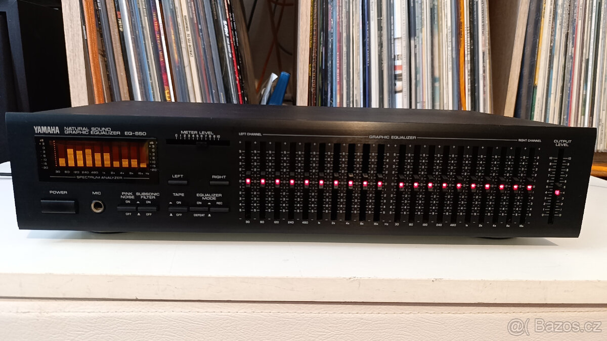 YAMAHA EQ-550 Stereo Graphic Equalizer / Spectrum Analyzer - 2