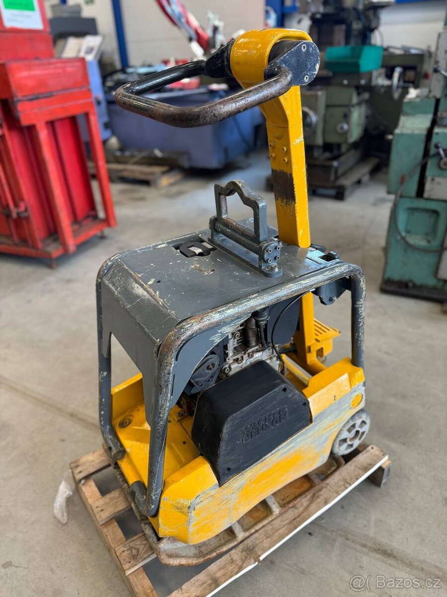 Reverzní vibrační deska Wacker Neuson DPU 3050H r.v. 2011 - 2