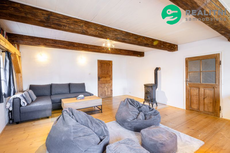 Roubenka s duší v centru města Vimperk - 2