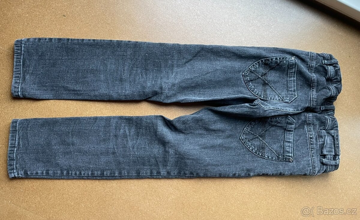 Podšité černé rifle C&A vel. 140 - 2