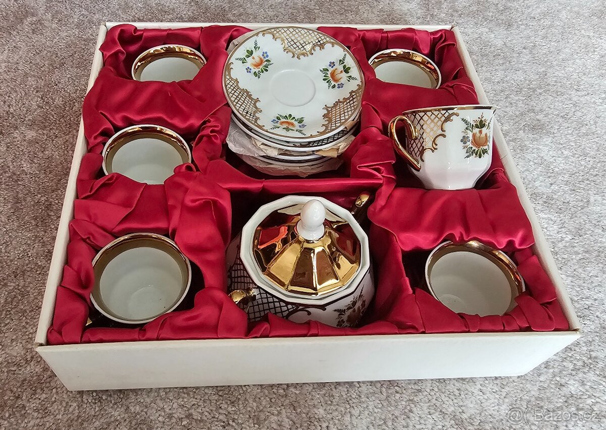 Dárková sada 6 šálků s podšálky a cukřenkou - 2