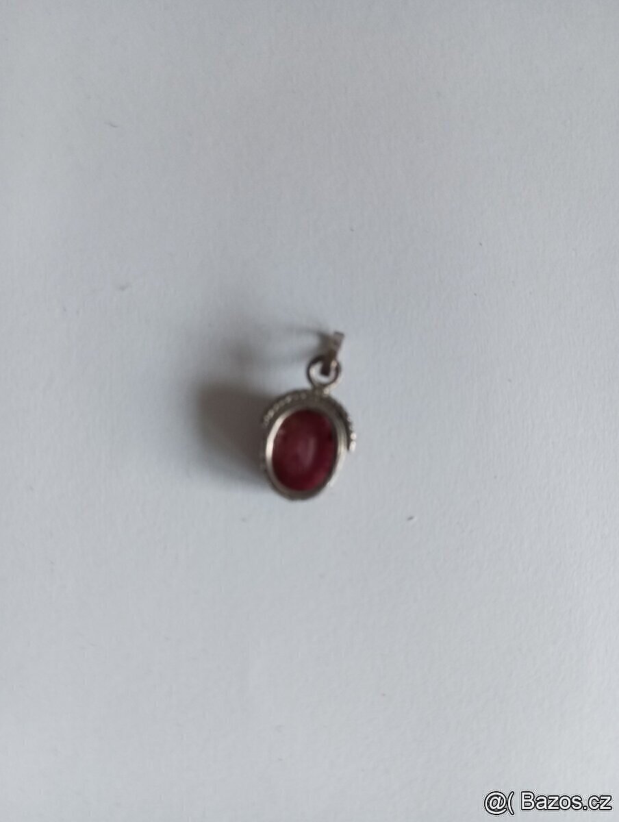 přívěsek s rubínem ve stříbře (Ag) - 2