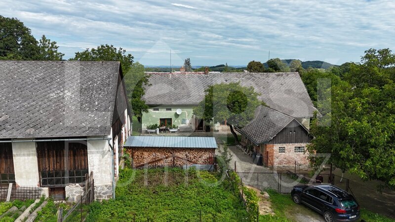 Prodej RD Skorošice se stolárnou a pozemkem 3066 m2 - 2