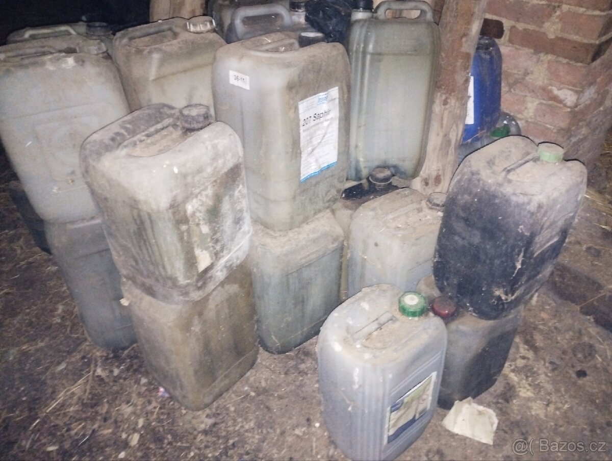 Kanystry od oleje zdarma - 2