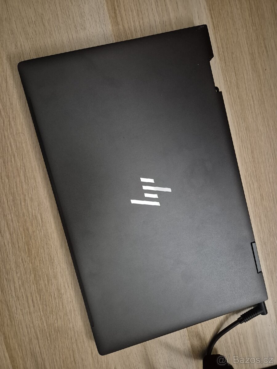 HP envy x360 13' 16 GB, AMD Radeon (poškozený) - 2