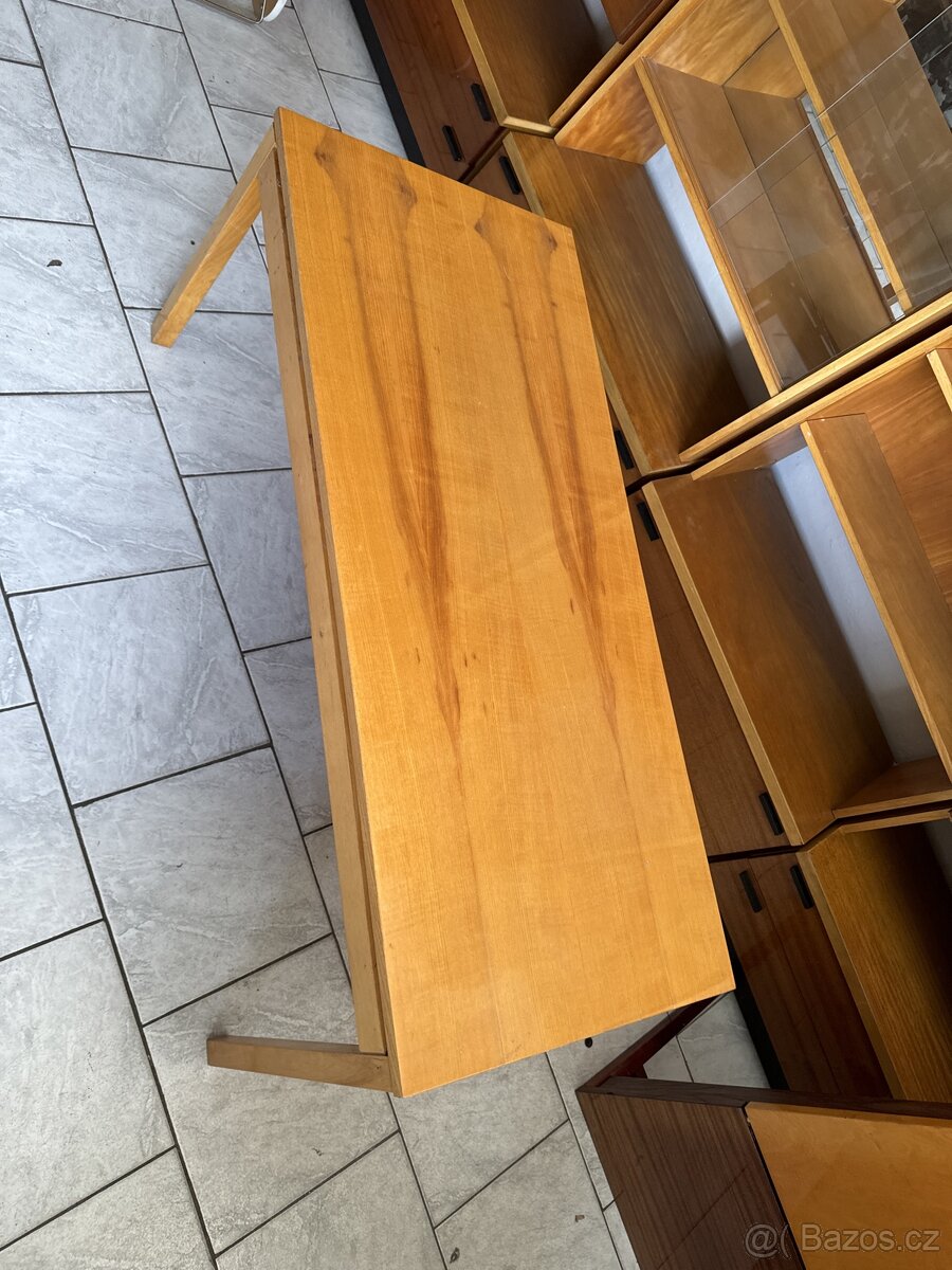 Konferenční stůl …. - 2