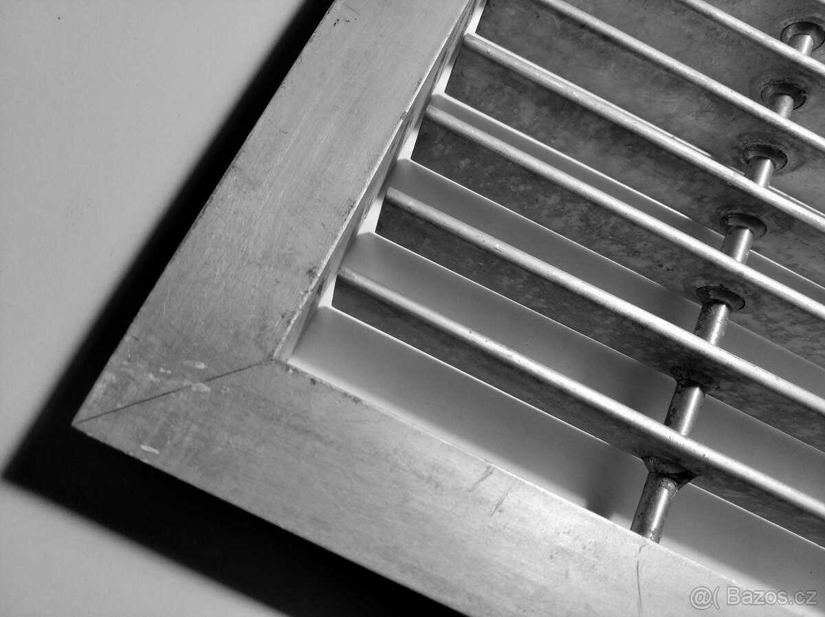 Mřížka stěnová (krbová) hliníková - 2