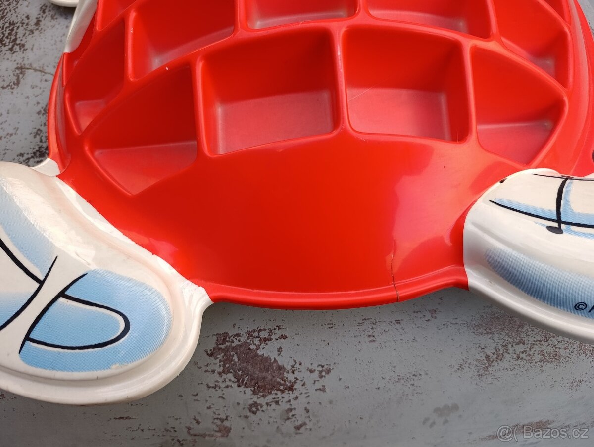 Kinder polička na hračky kinder vajíčko - 2