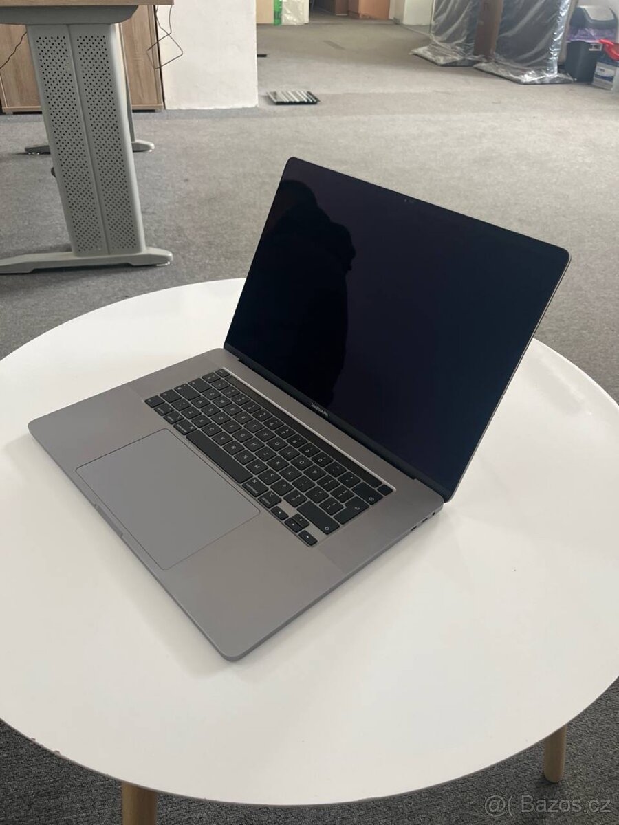 MacBook Pro 16 (2019) – 32GB / 512GB SSD - 2