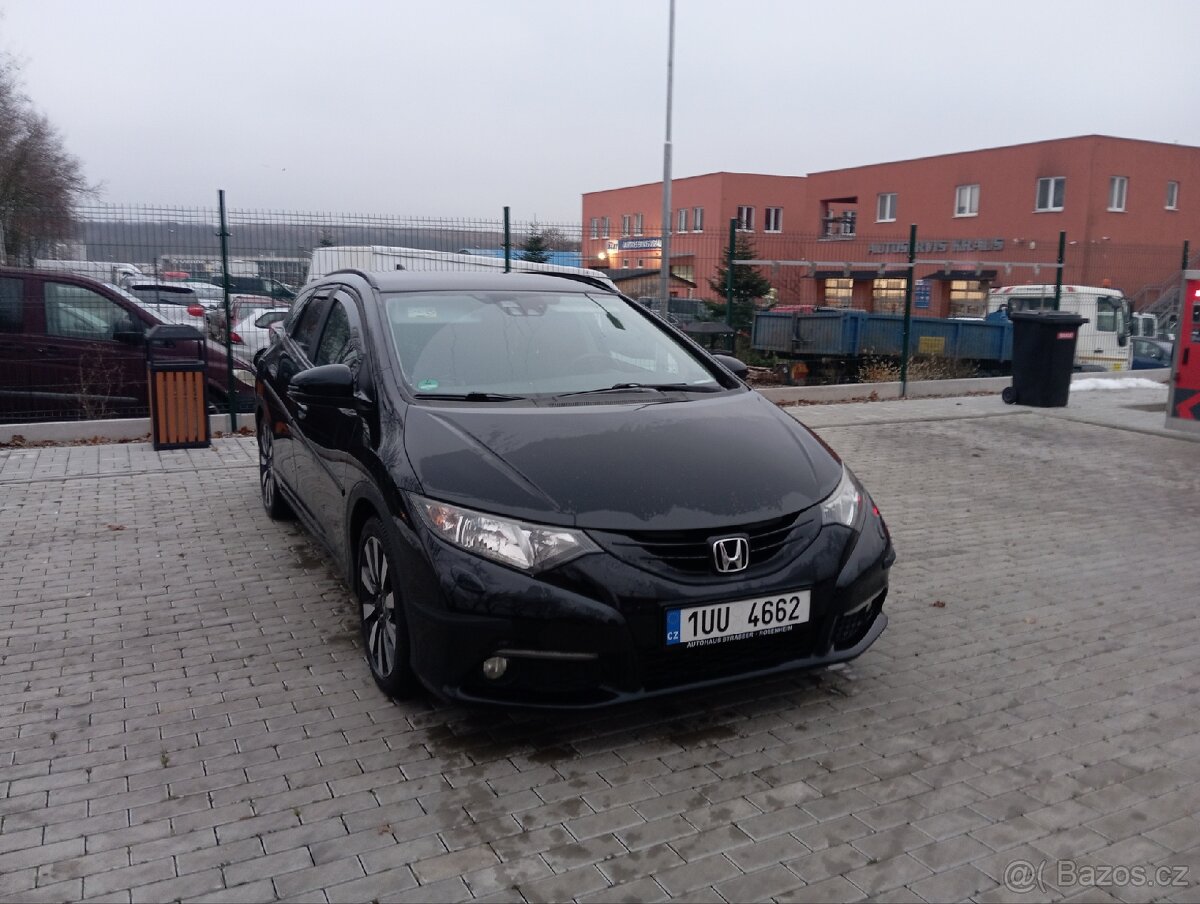 Honda Civic 1.8 AUTOMAT - 2