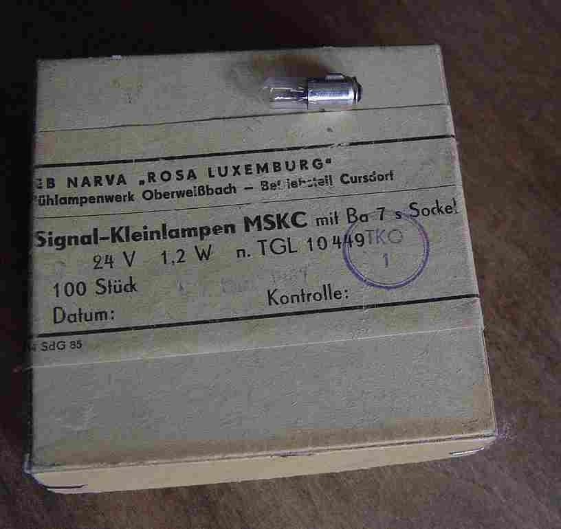 Žarovky - bajonet - 2