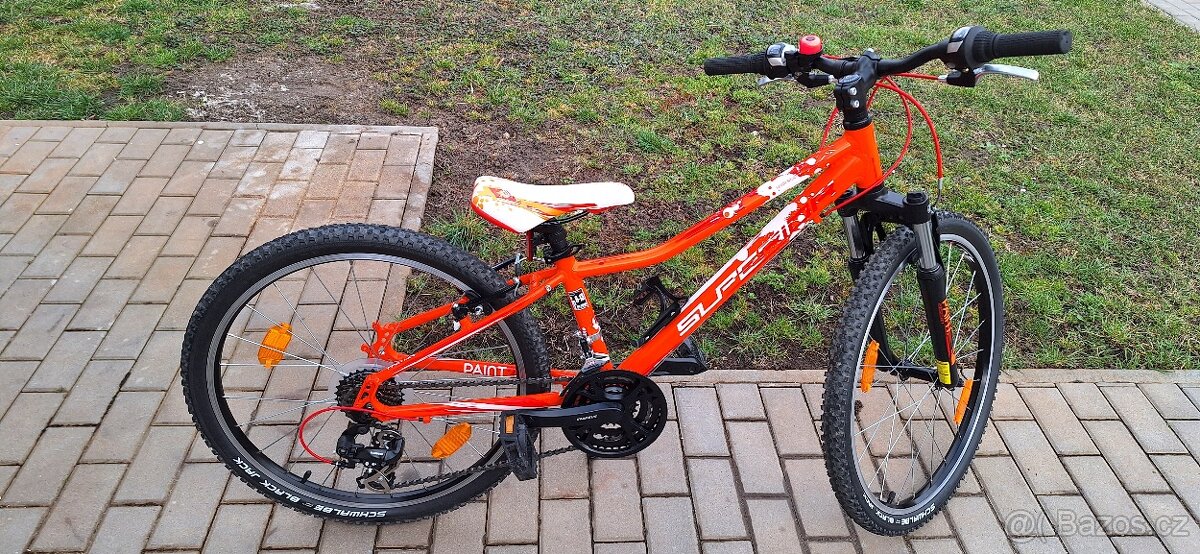 Superior Paint 24". - 2