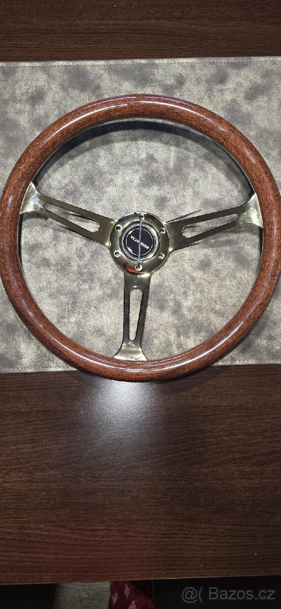 Dřevěný volant 38cm - 2