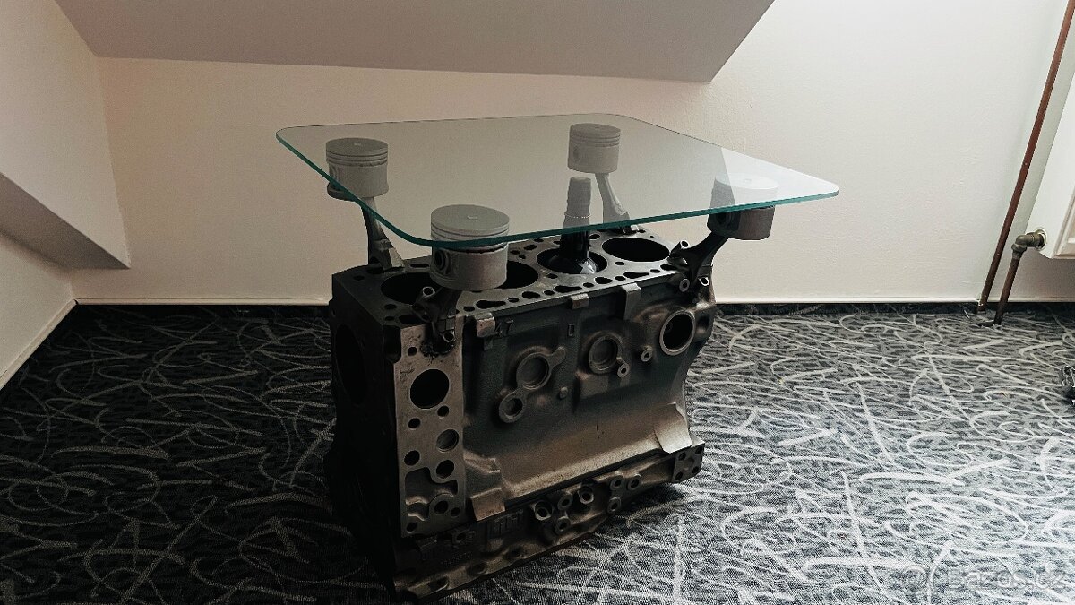 Stůl z motoru - 2