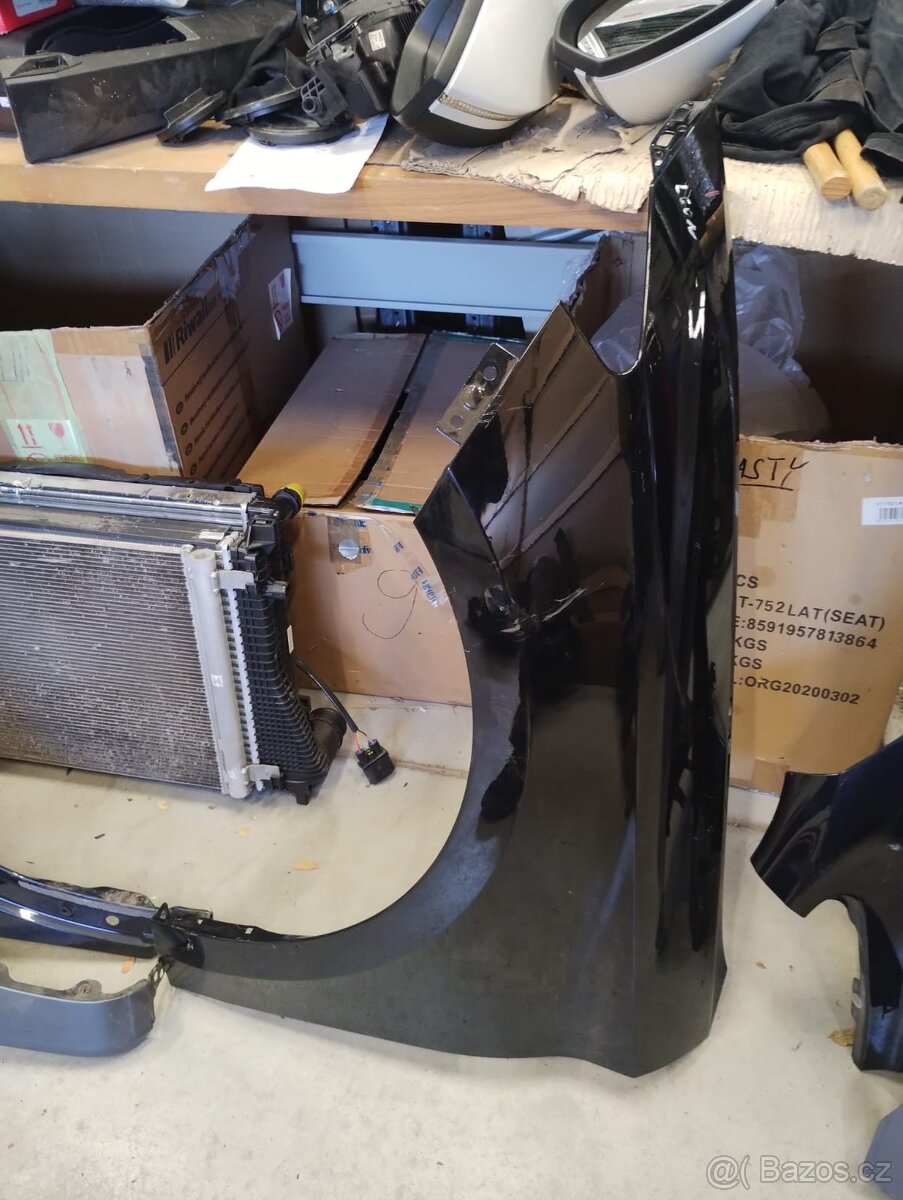 Seat Leon 5FA - levý blatník - 2