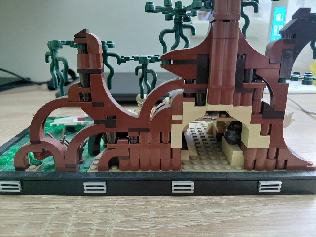 Lego Star Wars 75330 - 2