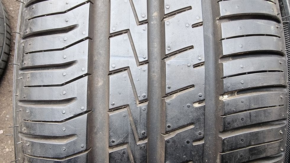 Letní pneu 185/55/15 Falken - 2