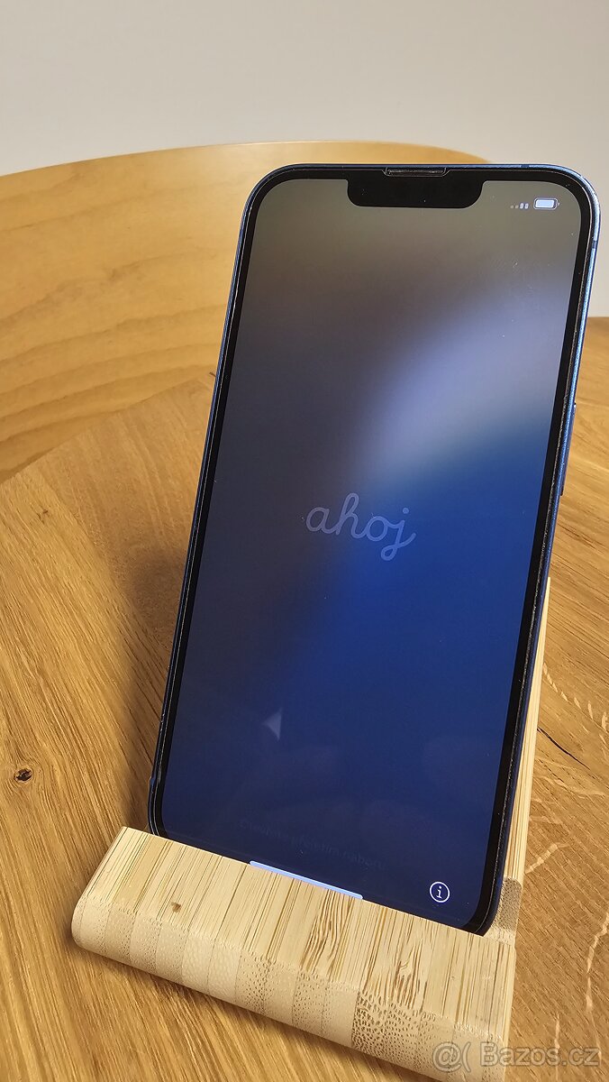 iPhone 13 modrý 128 GB - 2