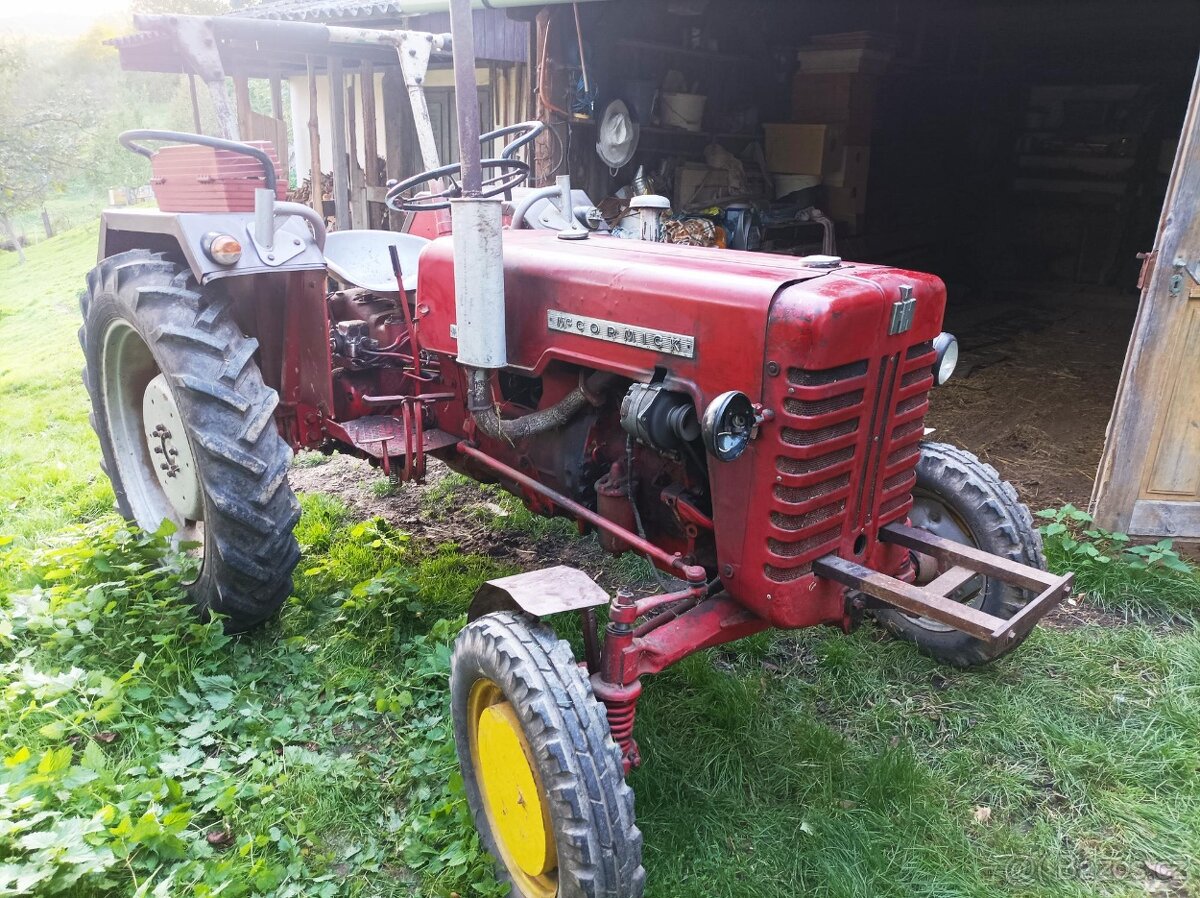 Prodám traktor Mc Cormic D 324 Standard - 2