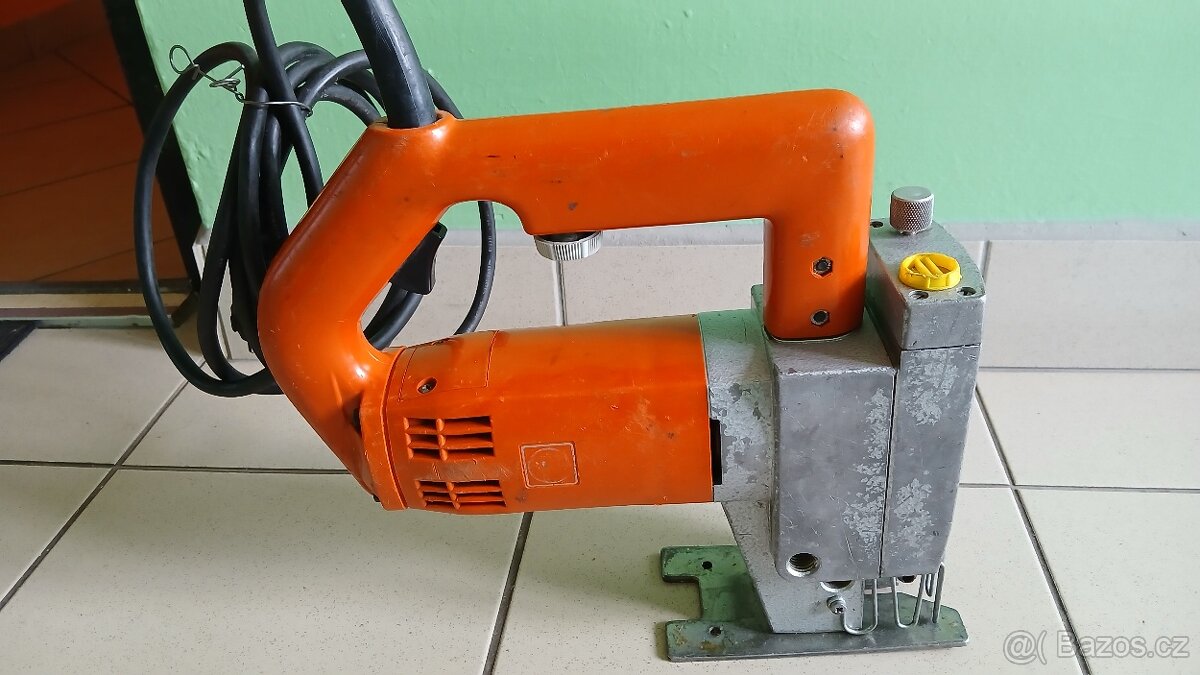 Přímočará pila na ocel a kov - 2