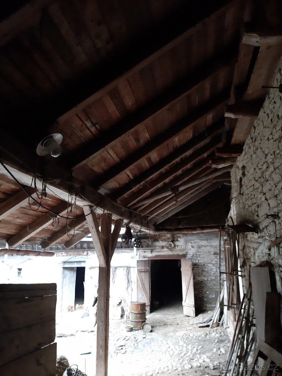 Staré trámy a prkna - 2