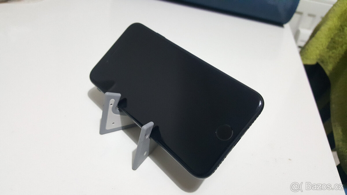 Prodám Iphone 7 - 2