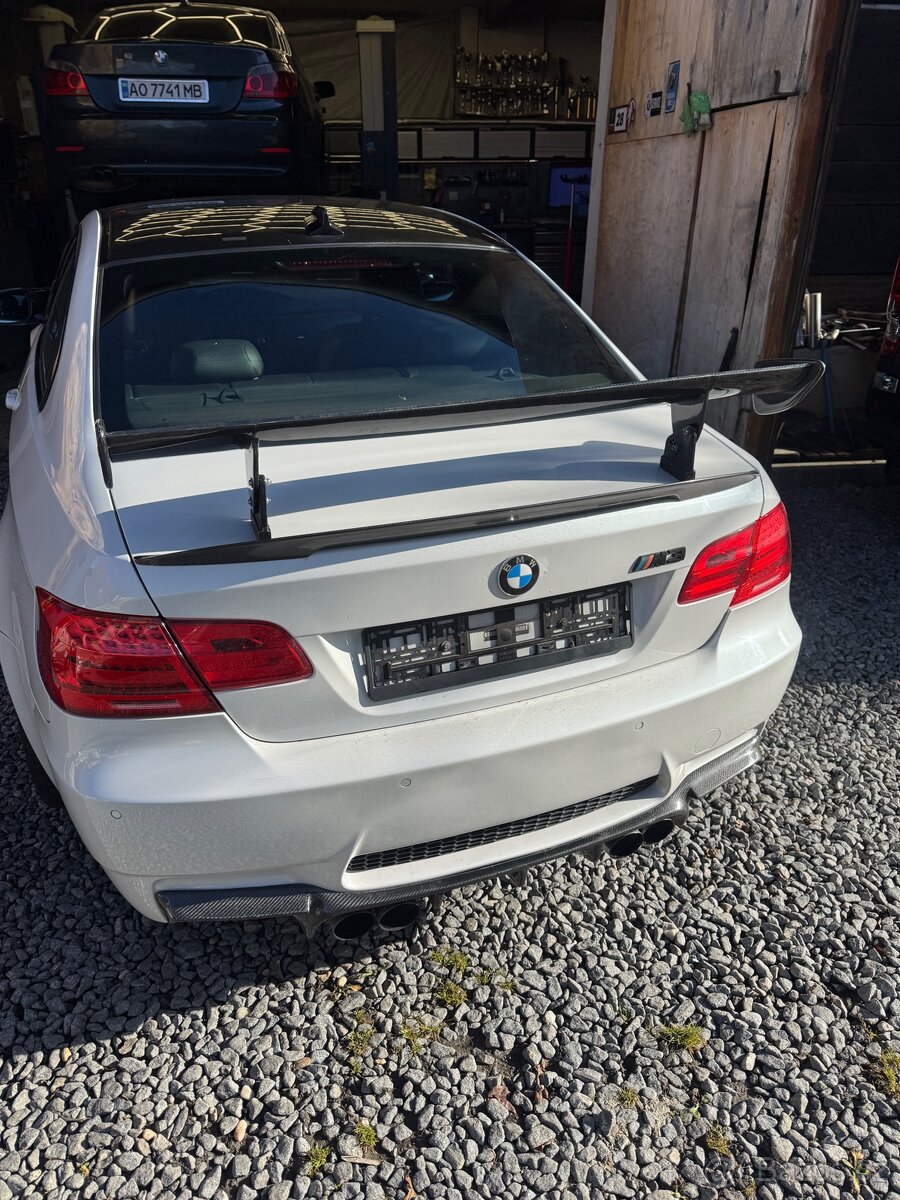 víko kufru E92 + GTS CARBON KŘÍDLO + CARBON FAT LIP - 2