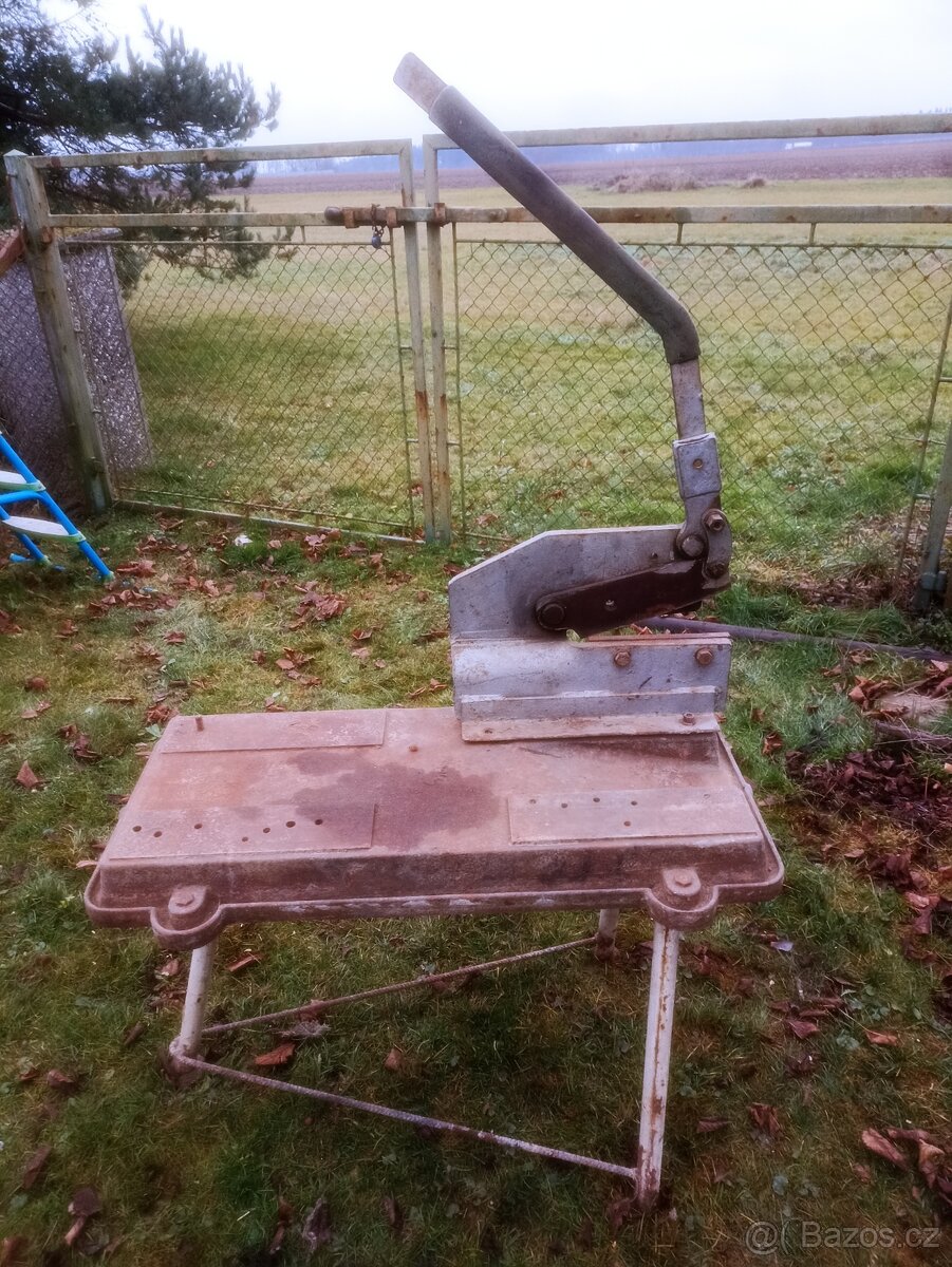 Pákové nůžky - 2