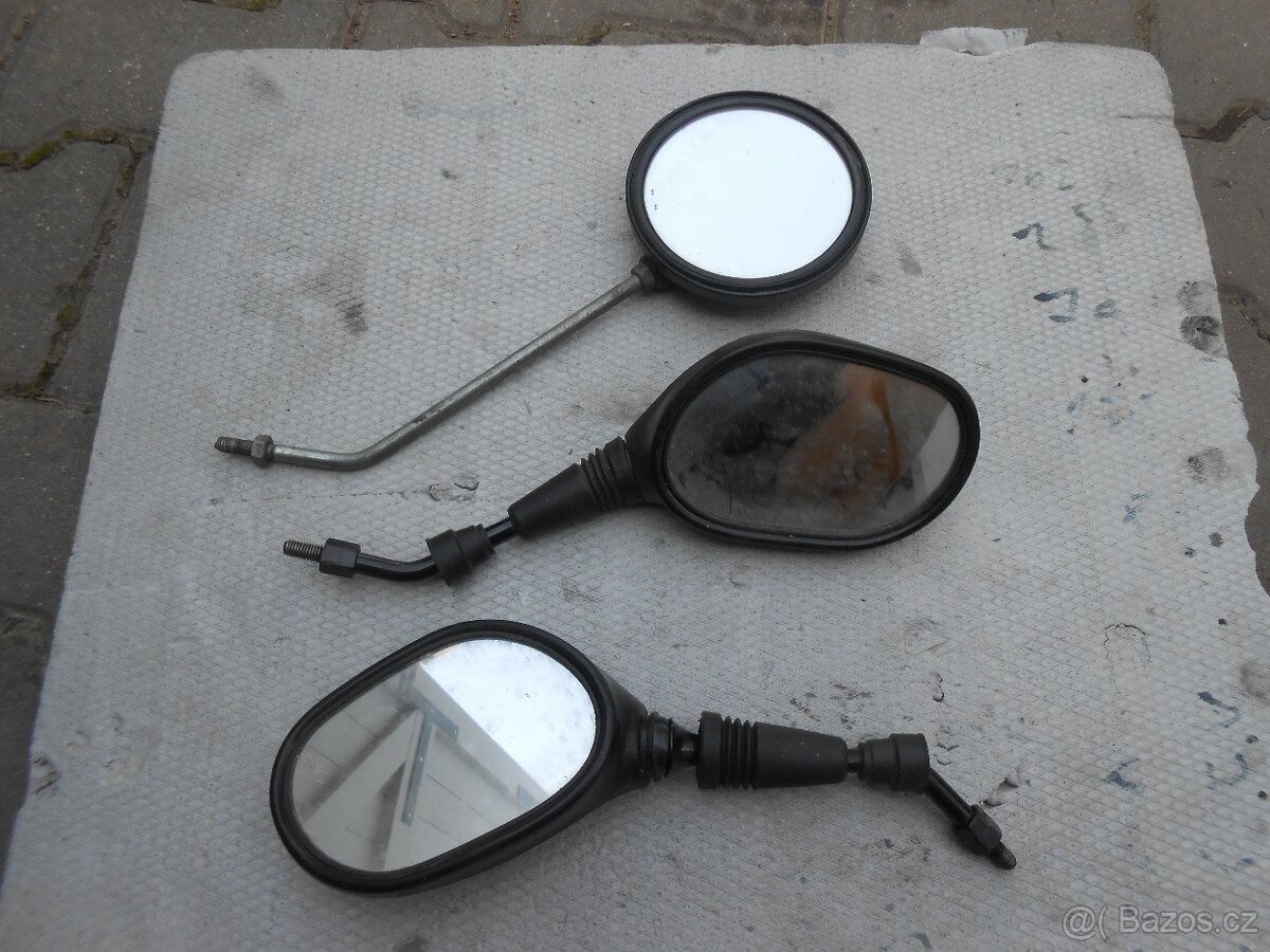 ZPĚTNÁ ZRCATKA - 2