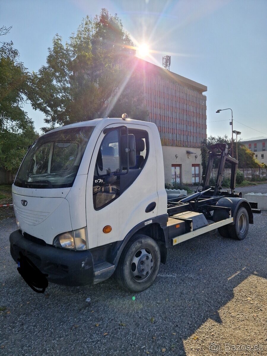 Daewoo Avia D90 Hakovy nosič kontajnerov - 2