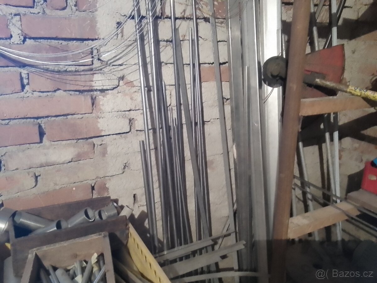 Nerezový materiál - 2