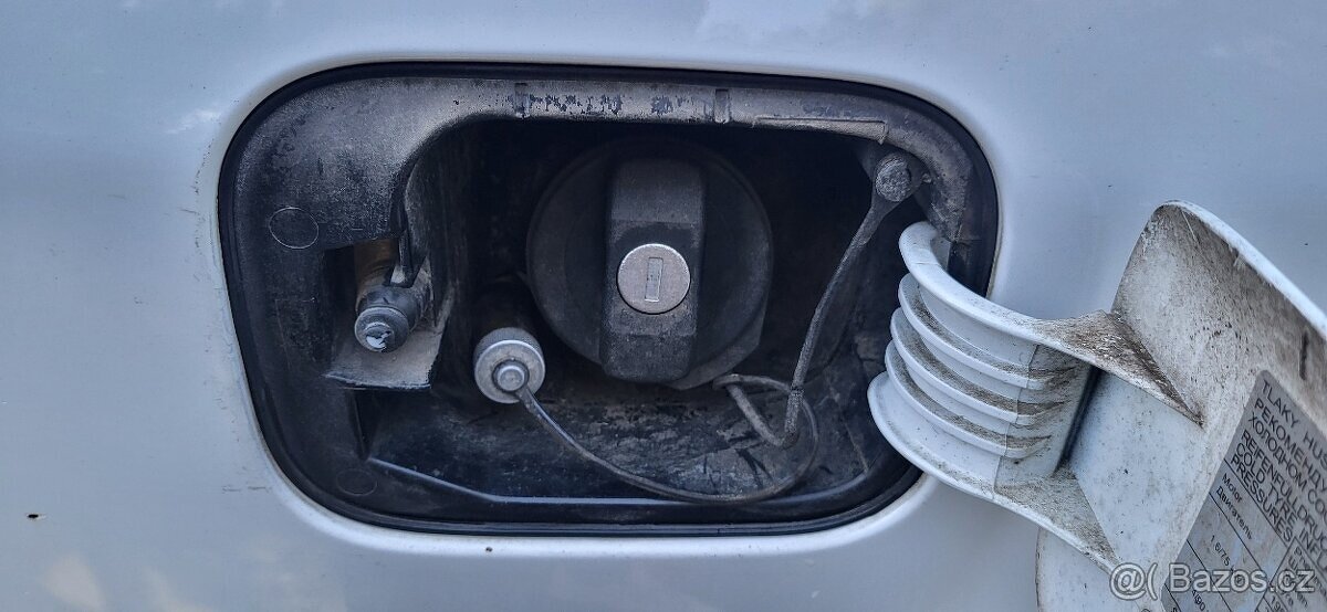 Škoda Octavia II 1.6 MPI + LPG 75kW rv 2012 původ CZ-TOP - 2