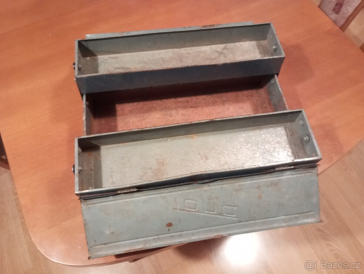 box na nářadí Tona - 2