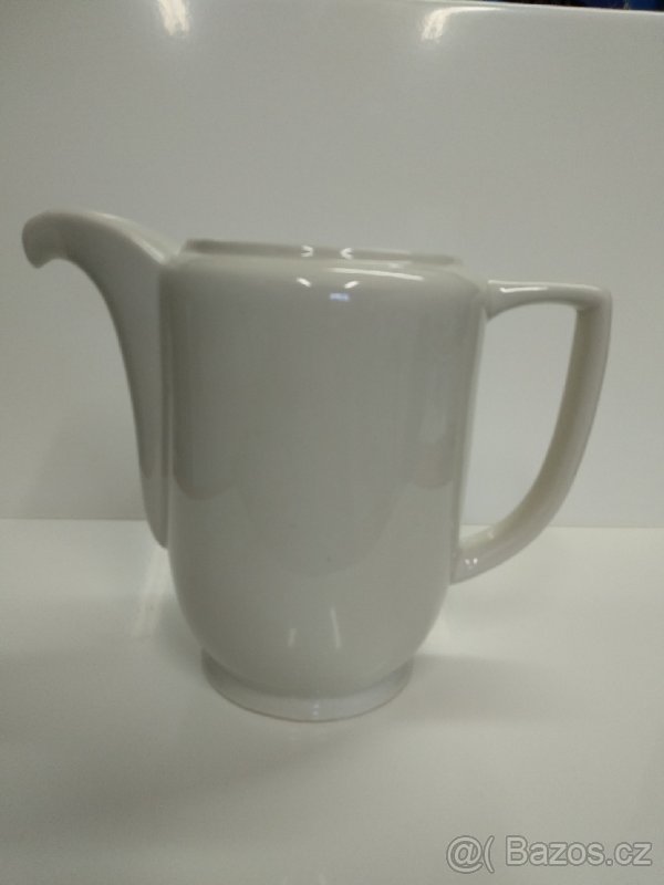 Stará předválečná keramická konvice - 2