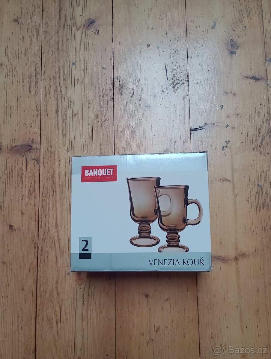 Hrnky a sklenice - 2