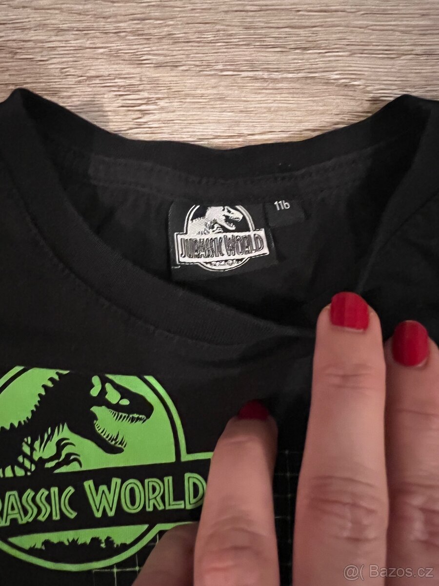 Tricko Jurassic World - 2