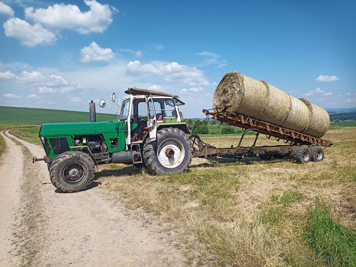 Samonakládací vlek na balíky - 2