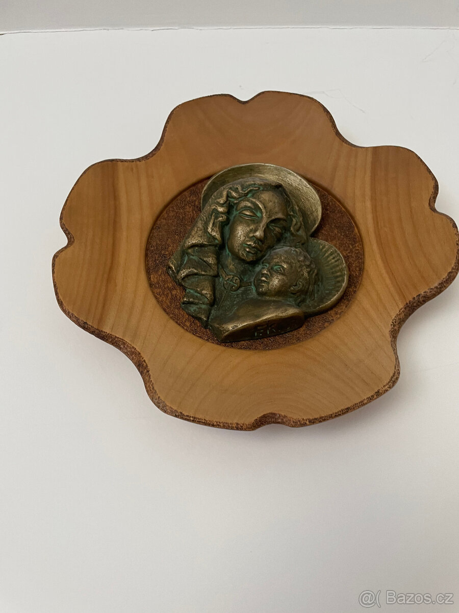 Kříž z roku 1892+plastika Pana Marie - 2